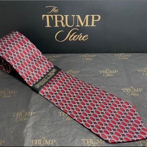 Donald Trump Signature Collection Tie-  New w Tags